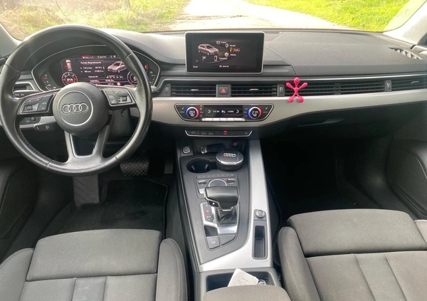 Audi A4 cena 89000 przebieg: 145000, rok produkcji 2016 z Oświęcim małe 37